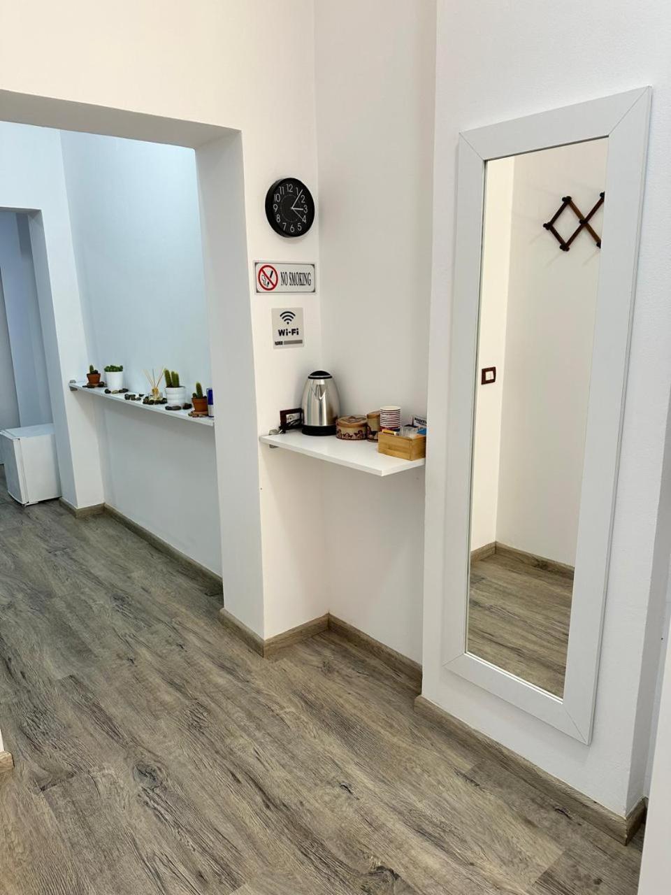 Hostel Leon 培拉特 外观 照片